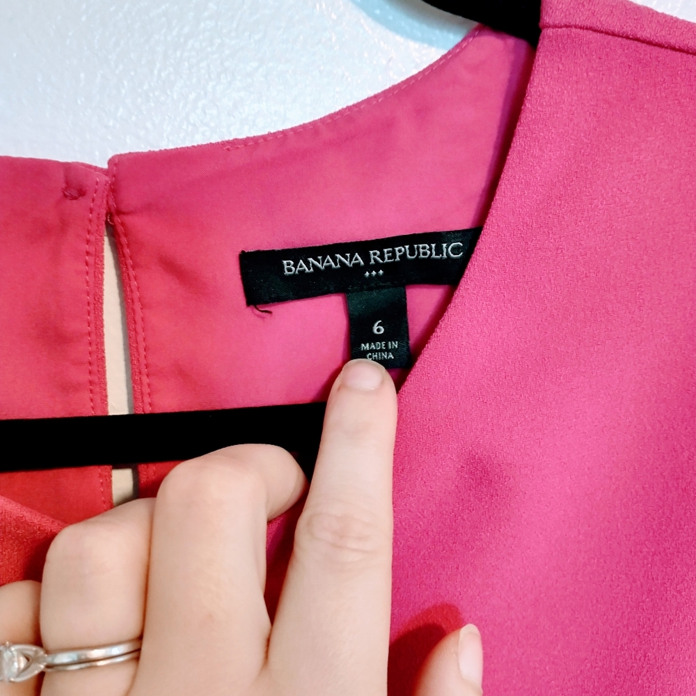 Banana Republic pink sleeveless sheath dress with eyelet cutouts along the hem. - Picture 5 of 6